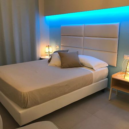 Esmeralda'S Rooms 포르토산파울로 외부 사진