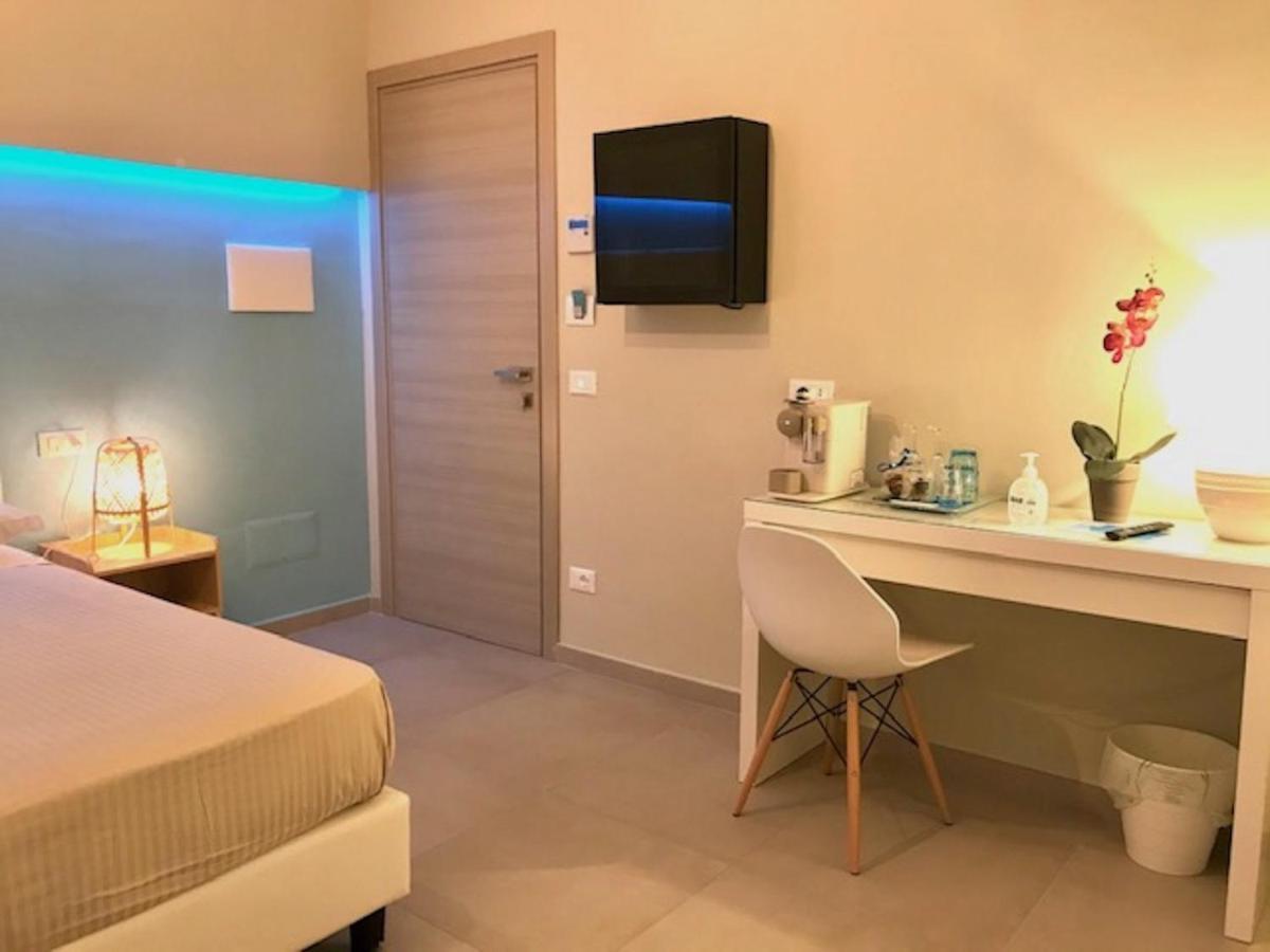 Esmeralda'S Rooms 포르토산파울로 외부 사진